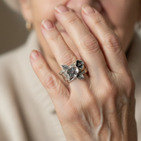 Prsten vrstveny kvetinou stříbře vintage