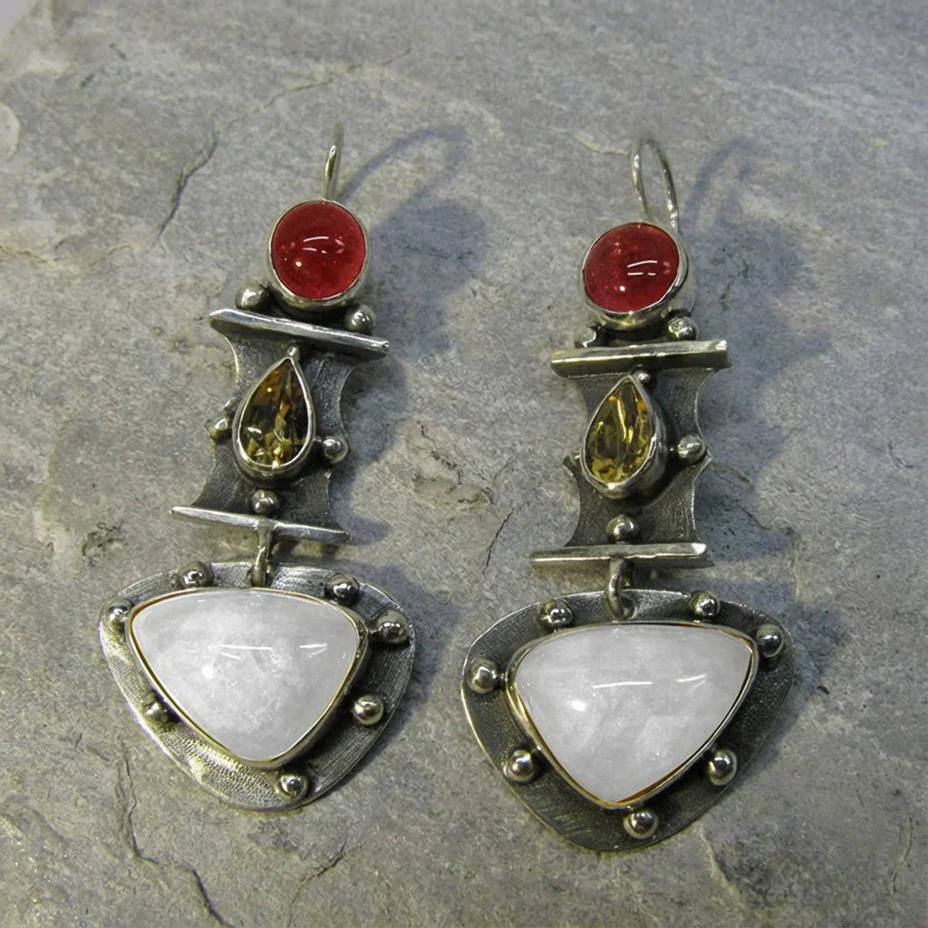 Náušnice kapky modrým zirkonem tvaru vintage