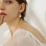 Náušnice perly barve