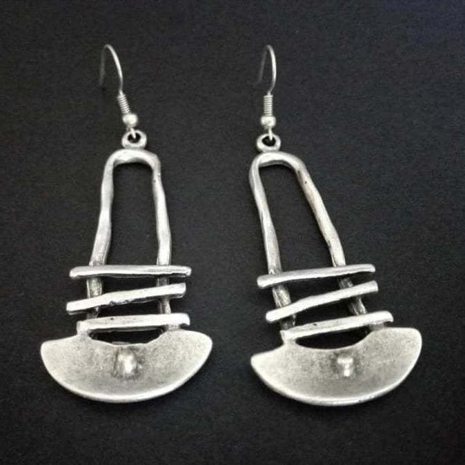 Náušnice tvarem specialnim geometricke