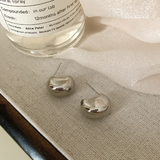 Náušnice nerovne kovove