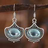 Sada ovalnymi drahokamy nahrdelniku nausnic modrymi