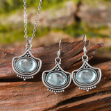 Sada drahokamy nahrdelniku nausnic modrymi vintage