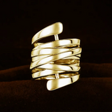 Prsten kovovy geometricky