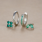 Sada květiny diamanty nausnic tvaru