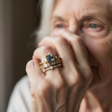 Sada krystaly prstenu modrymi vintage